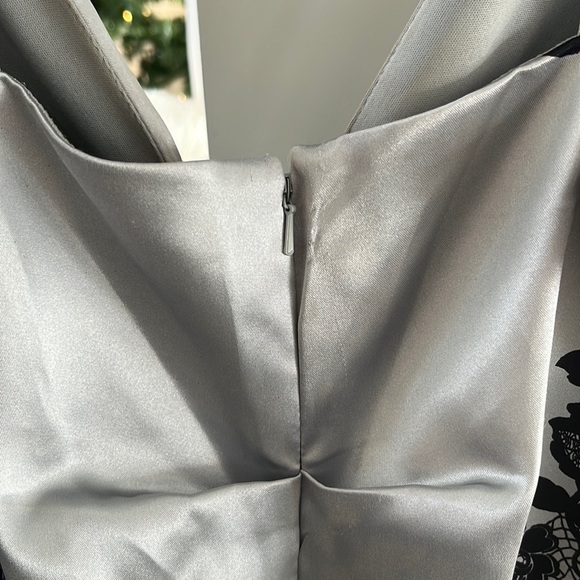 Le chateau Satin evening ruched cocktail dress - Picture 4 of 5